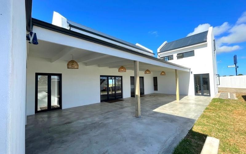 3 Bedroom Property for Sale in Fountains Estate Eastern Cape